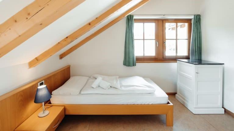 Hotel Corno Bianco Нова Поненте Екстериор снимка